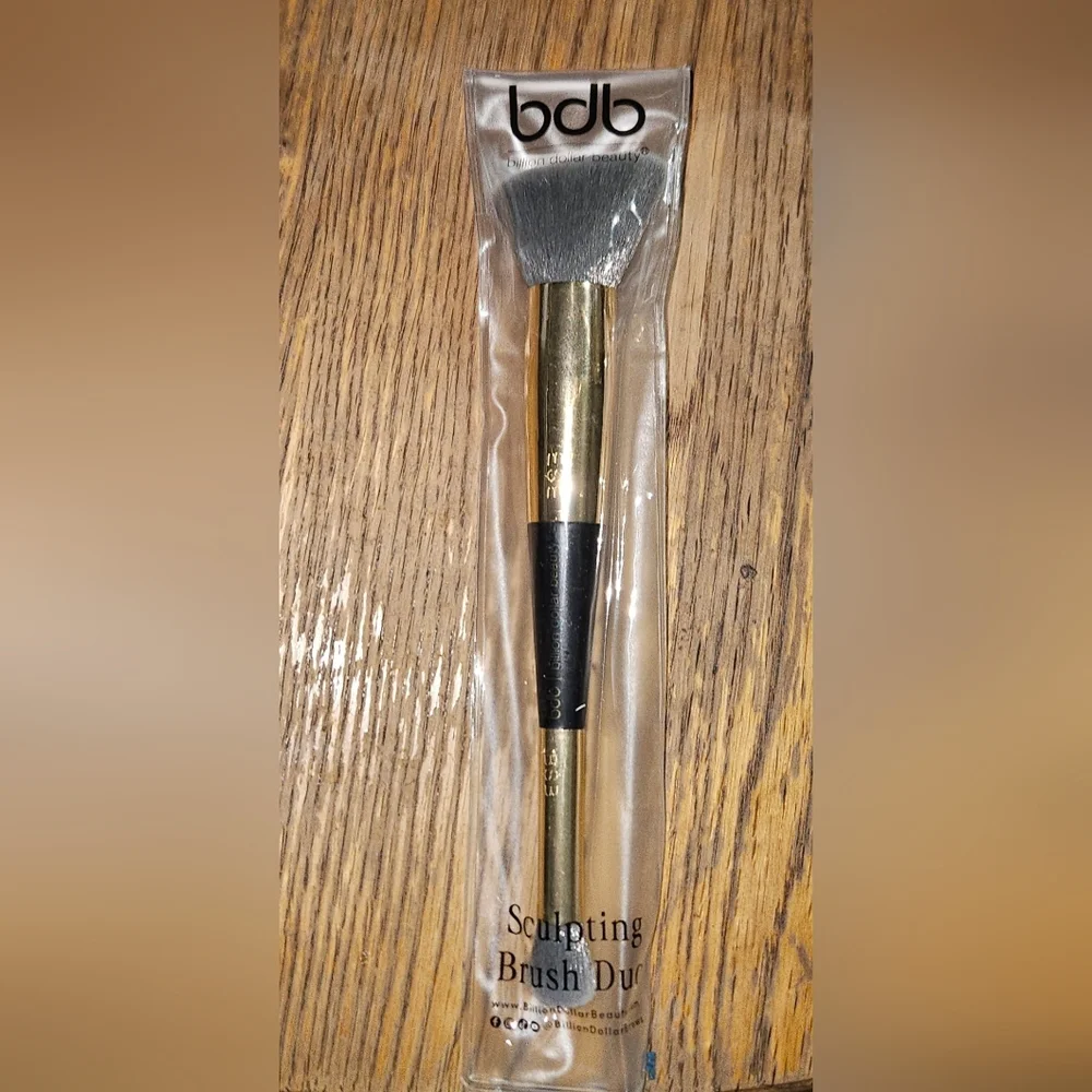 Billion Dollar Brows Sculpting Brush Duo BNIB
